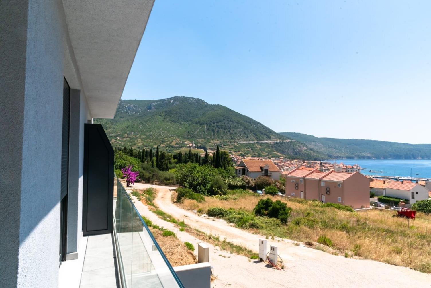 Villa Luce Komiza Exterior photo